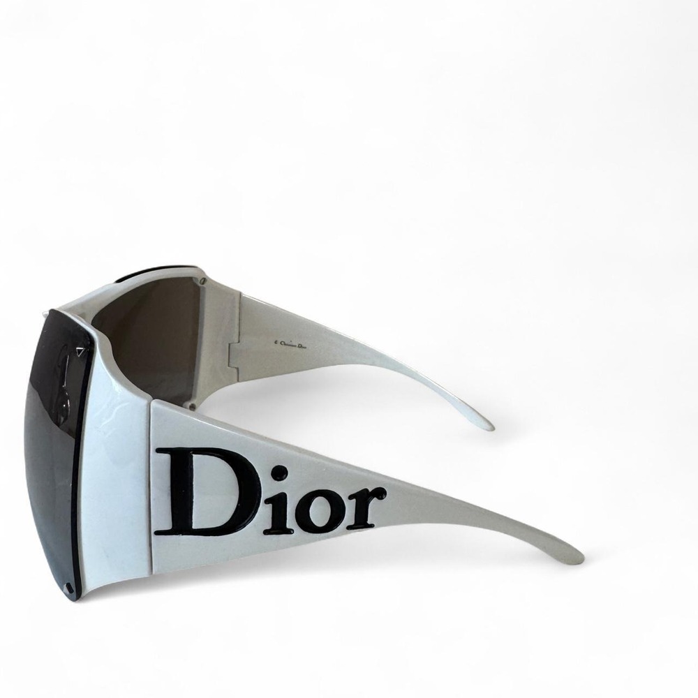 Christian Dior Overshine Sunglasses - Picture 6 of 6